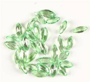 Uindfattede tsavoriter. Ca. 1.92 ct