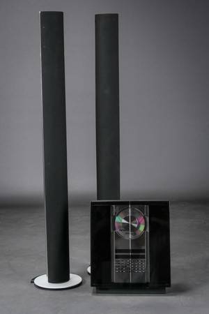 Bang  Olufsen. BeoCenter 2300 samt par BeoLab 6000 højtalere 3