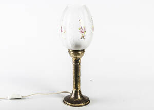 BORDSLAMPA, Mässing  Glas m blomdekor