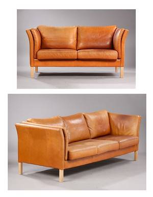 Dansk møbelproducent. Par sofaer, læder. 2