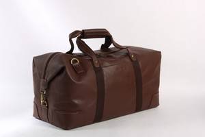 Apples. Weekendtaske i brun læder.