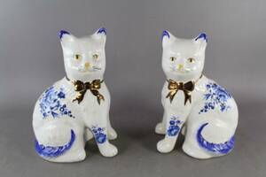 Figuriner i porslin 1 par