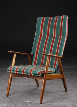 Højrygget lænestol med stel af eg, 1950´erne 