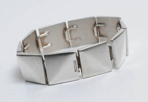 Hans Hansen. Armlænke af sterling sølv