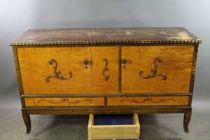 Sideboard i björk