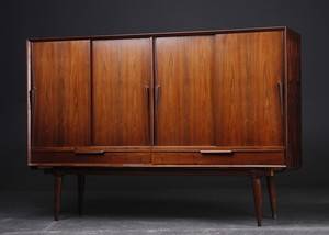 Omann Jun. Skænk, rio palisander 