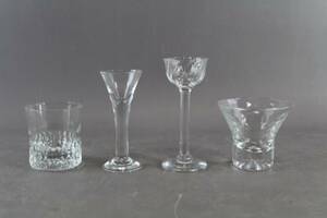 Whiskeyglas 20 st, snapsglas 10 st, likörglas 14 st och selterglas 5 st