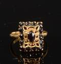 Guldring i 18k med granater, Art Deco