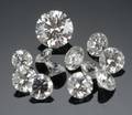 Tolv uindfattede brilliantslebne diamanter 12
