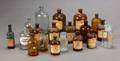 Samling glasflasker 19