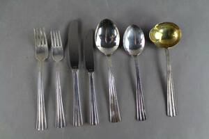 Bestick i nysilver 75 delar