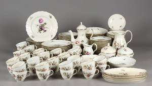 Kgl. Frijsenborg, kaffe- og spisestel, porcelæn 137