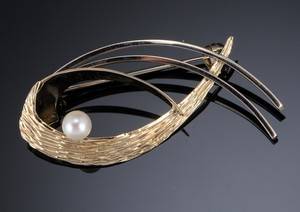 Broche med saltvands kulturperle