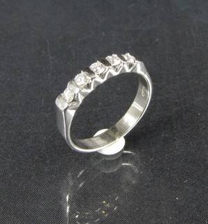 Ring in Weißgold mit Brillanten, ca. 0.28 ct.