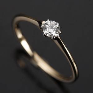 Diamantring, 14 kt hvidguld. 0.19 ct 