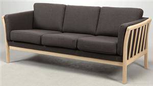 Herlufsholm sofaen, Tre pers. tremmesofa model Karrebæksminde.