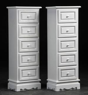 Par høje kommoder, hvidbemalet 2