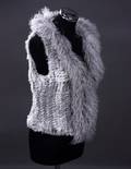 Vest af strikken kanin og tibetansk lammepels. Str. i tekst. Farve Grey Highlight
