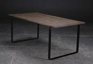 Indigo Design, spisebord, model T1-180