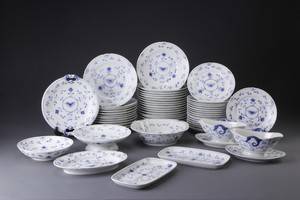 Bing Grøndahl. Sommerfuglestel af porcelæn 54