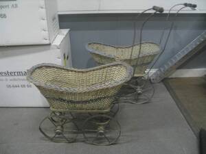 Dockbarnvagnar, 1 par