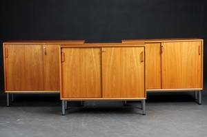 Dansk møbelproducent. Skænke af kirsebær til kontorbrug 3