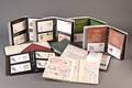 Tre kasse med album m.m. 