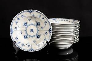 Royal Copenhagen, Musselmalet, djupa tallrikar 12