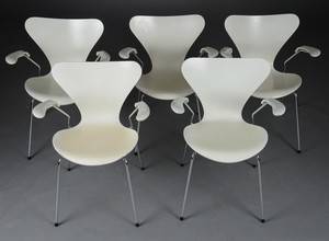 Arne Jacobsen. Fem armstole Syveren, model 3207 5