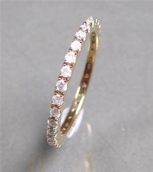 Alliancering, 9 kt guld m diamanter.