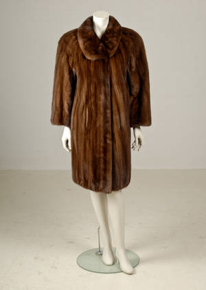 Mink pels af scanglow mink, ca. str. 38