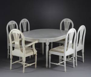 Hvidmalet spisestue i Gustaviansk stil 7