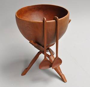 Stor salatskål på stand, træ, Thailand