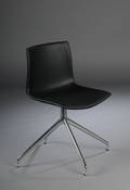 Lievore Altherr Molina. En stol, model Catifa 46
