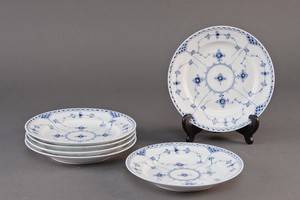 Kgl. P. Musselmalet, halvblonde, dybe tallerkener nr. 572 6