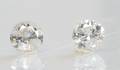 To uindfattede brillanter på ialt ca. 1.27 ct. 2