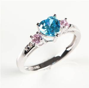Ring af sterlingsølv med diamanter og zirkoner