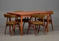 Spisebord med udtræk samt 4 stole af teak, 19501960 5 