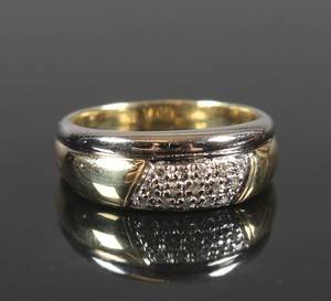 Alliancering, 14 kt. guld Ca. 0.10 ct. 