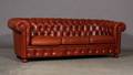 Chesterfield. Tre-pers. sofa