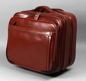 Apples BusinessRejsetaske i rødbrunt læder.