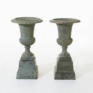 Trädgårdsurnor 1 par 