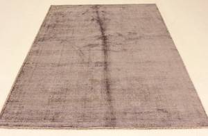 Handtuftad matta i modern design, silkesinslag 230x160 cm