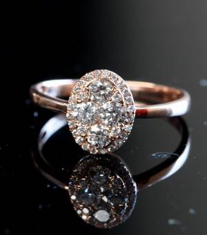 Brillantring, 14 kt rosa guld, ca. 0.59 ct.