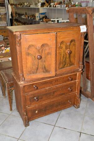 Skänkbyrå tvådelad, 80x38 cm, H 115 cm