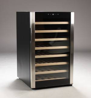 Vinkøleskab til 52 flasker, 120 ltr.