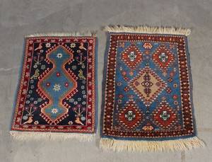 Tæpper, persiske. 87 x 61, 78 x 56 cm 2 