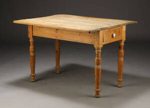 Klapbord, fyrretræ Denne vare er sat til omsalg under nyt varenummer 4182093