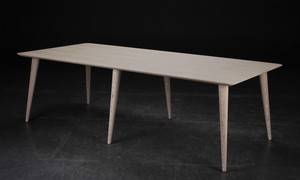 Snedkermester Lau Lauritsen. Spisebord af ask