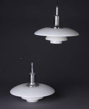 Poul Henningsen. Par pendler, model PH 32 2